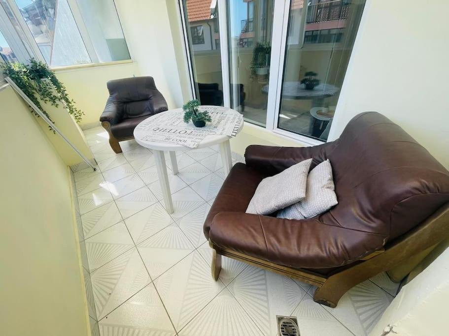Central Paradise - Free Parking Varna Bagian luar foto