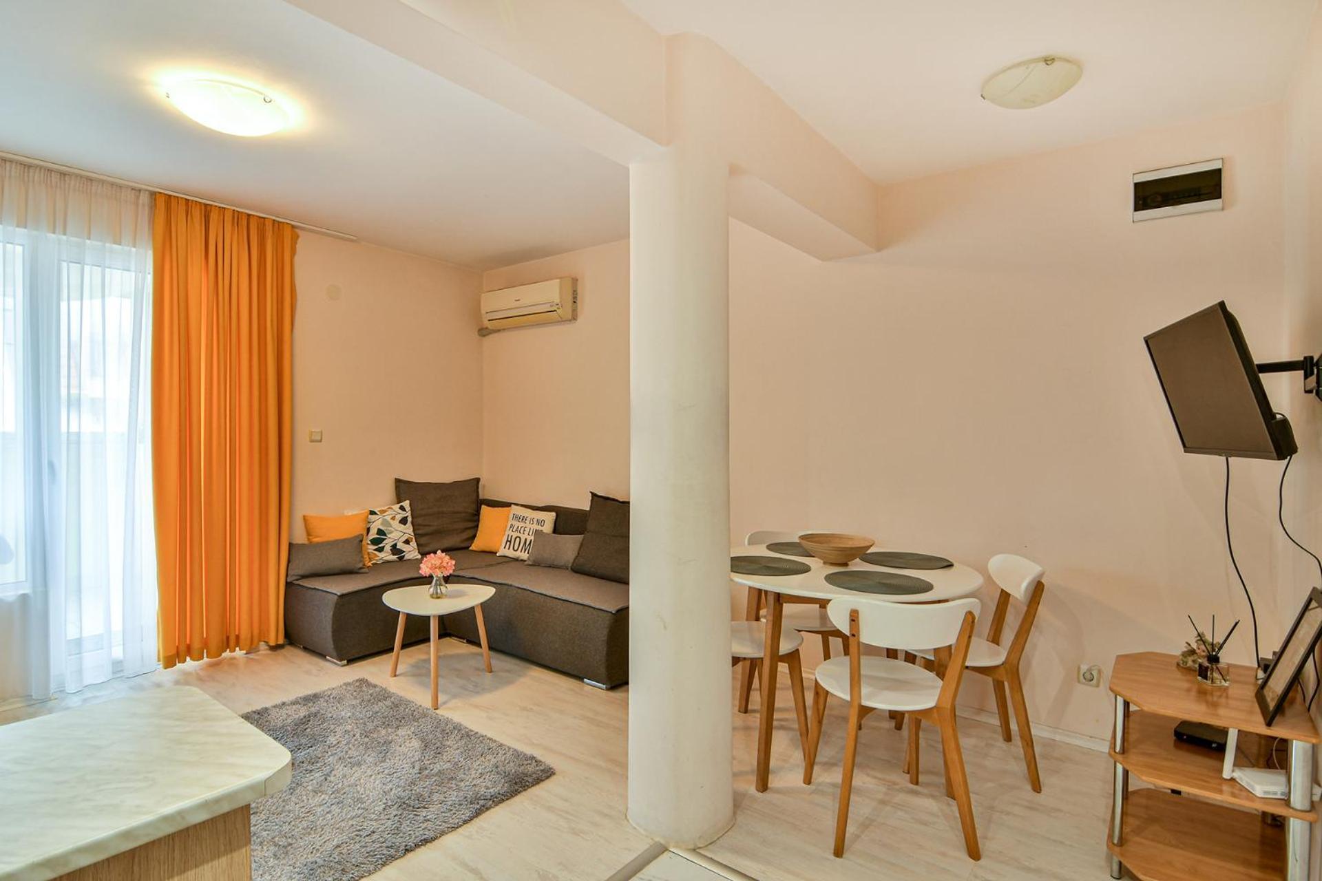 Central Paradise - Free Parking Varna Bagian luar foto